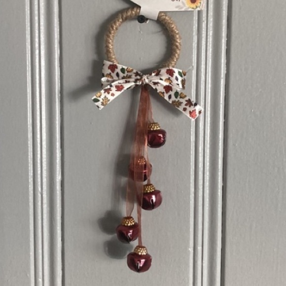 NWT Beautiful Fall Harvest Door Knob Hanger w/ Dark Purplish Brown Bells & Bow - Picture 7 of 8